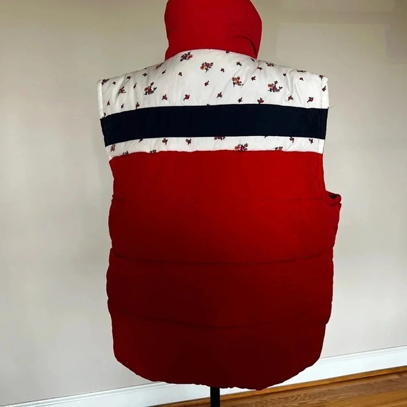 Wild Fable puffer vest - Picture 3 of 6